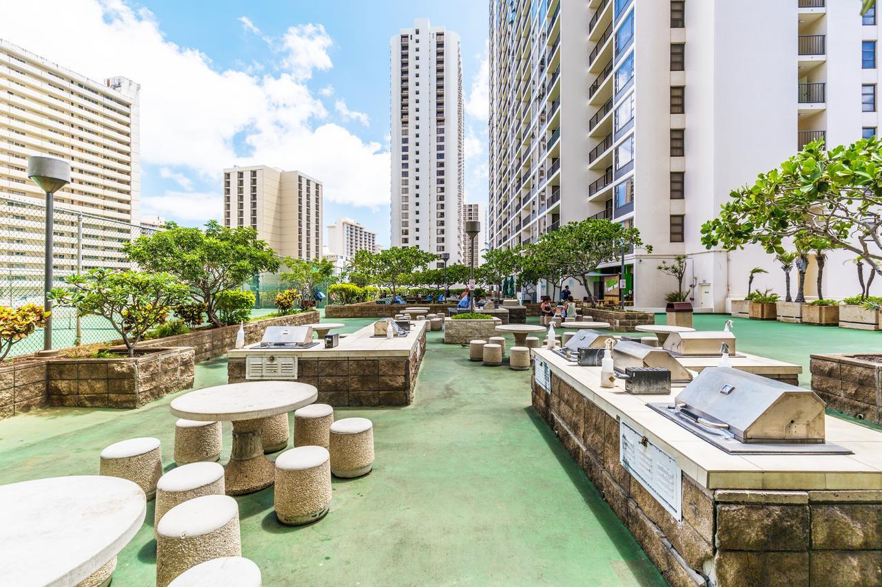 Renovated Ocean View Suite, Near Beach, Free Parking هونولولو المظهر الخارجي الصورة